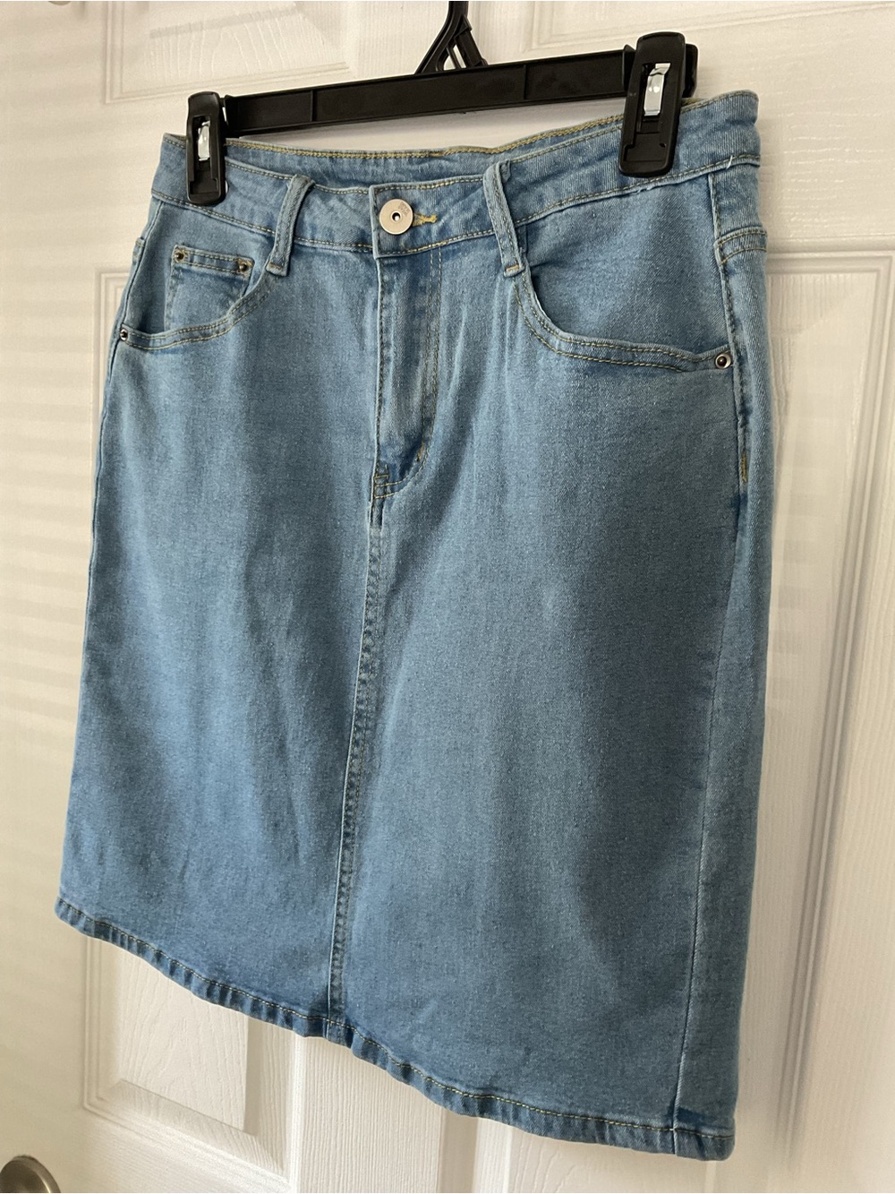 NWT ChouYatou Light Wash Stretch Denim Pencil Skirt Size M - Picture 3 of 12